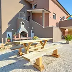 B&b-4 By Interhome *