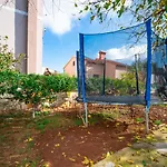 B&b-4 By Interhome Ližnjan