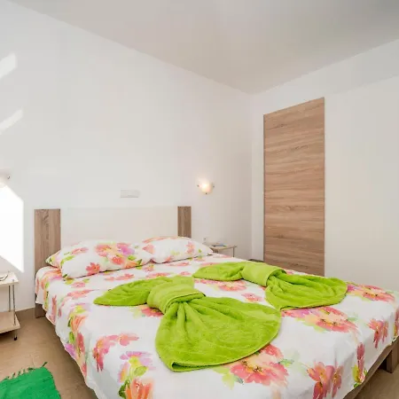 B&b-4 By Interhome Appartamento *